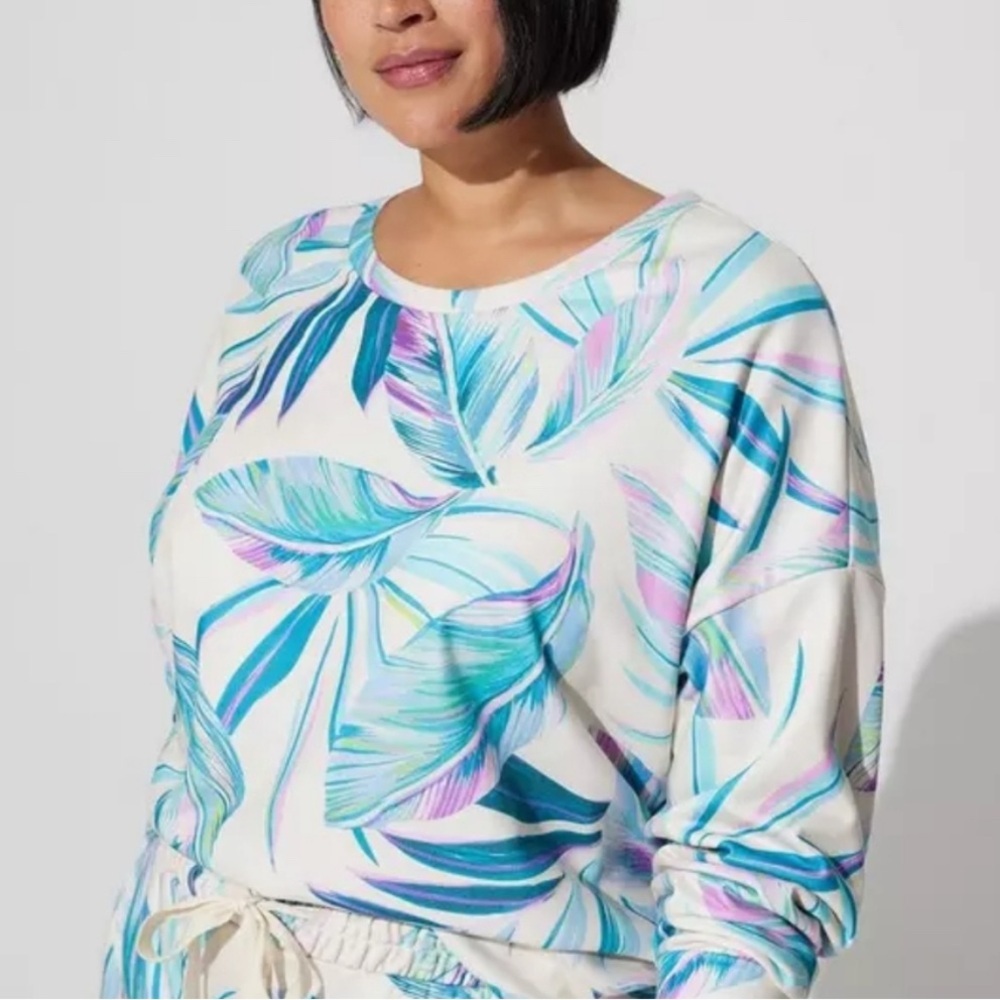 #18 NWT TORRID size 6 Tropical Print French Terry Sweatshirt